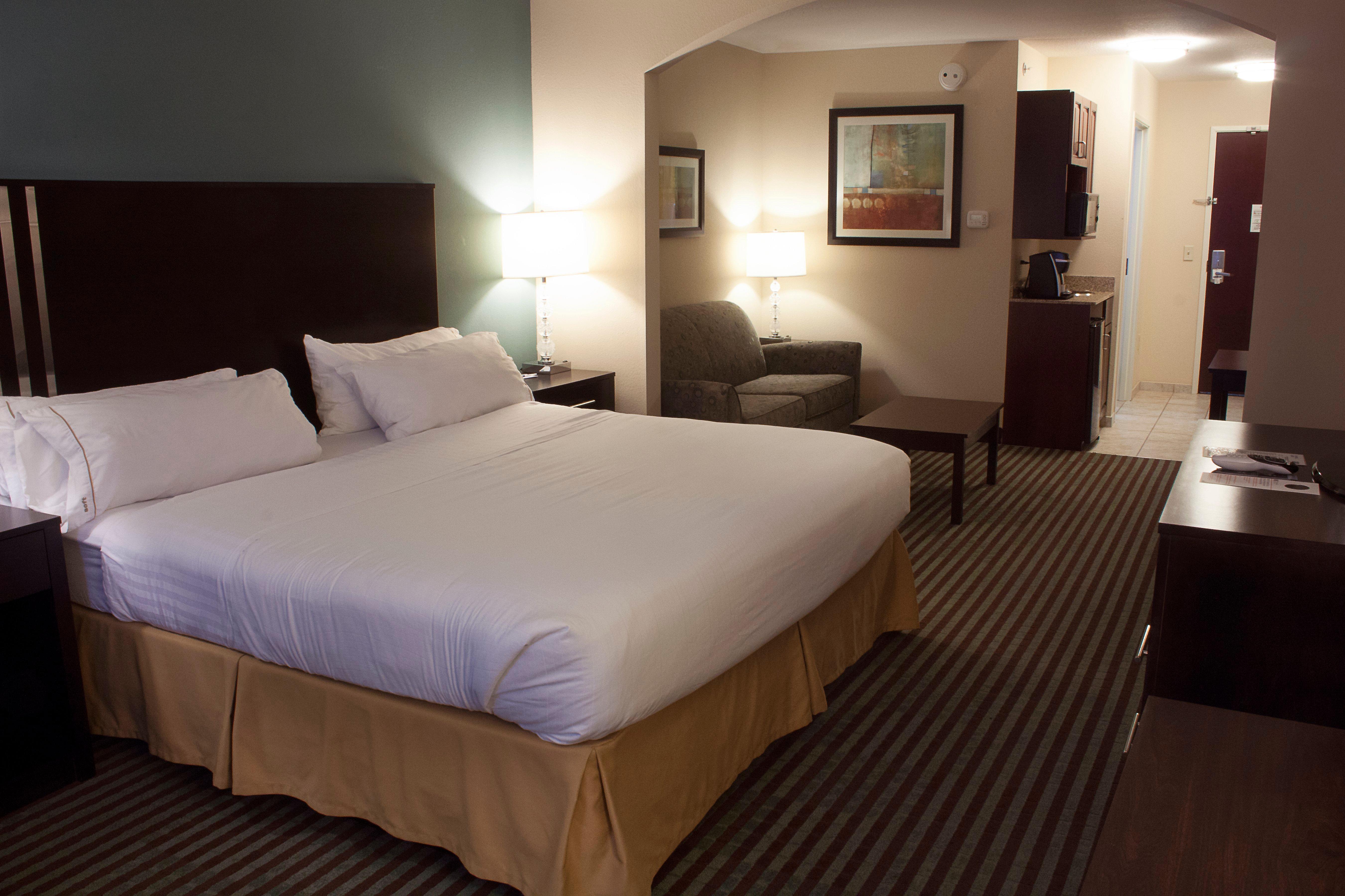 Holiday Inn Express & Suites Youngstown West I 80, An Ihg Hotel Eksteriør bilde