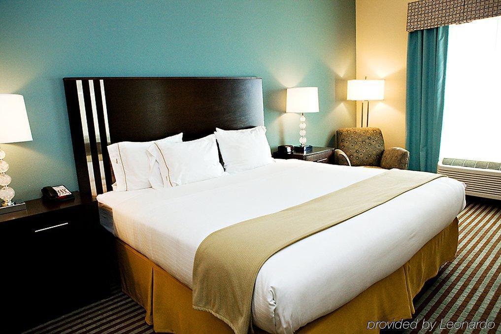Holiday Inn Express & Suites Youngstown West I 80, An Ihg Hotel Rom bilde