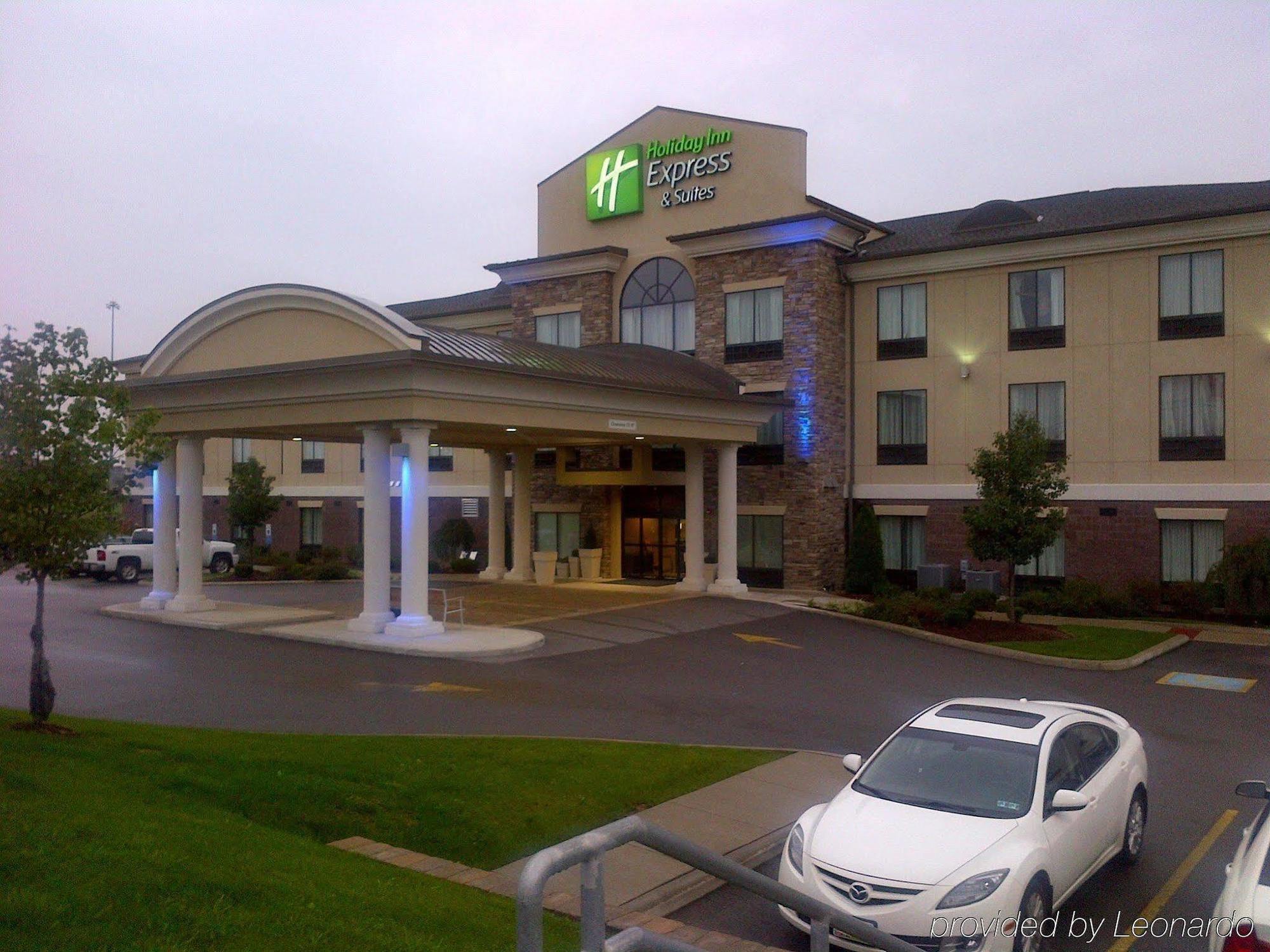 Holiday Inn Express & Suites Youngstown West I 80, An Ihg Hotel Eksteriør bilde